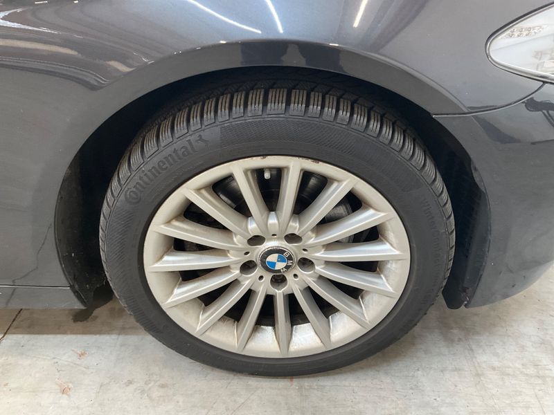 BMW 5er 520d 2012 – снимка 11