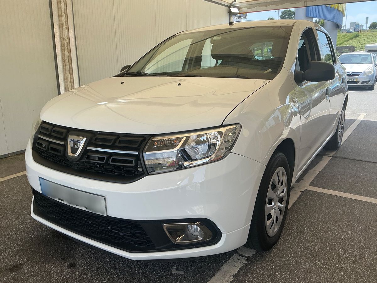 Dacia Sandero 2018 — photo 1