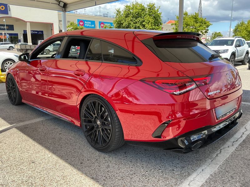 Mercedes-Benz CLA-Klasse CLA 35 AMG Shooting Brake 4Matic — zdjęcie 3