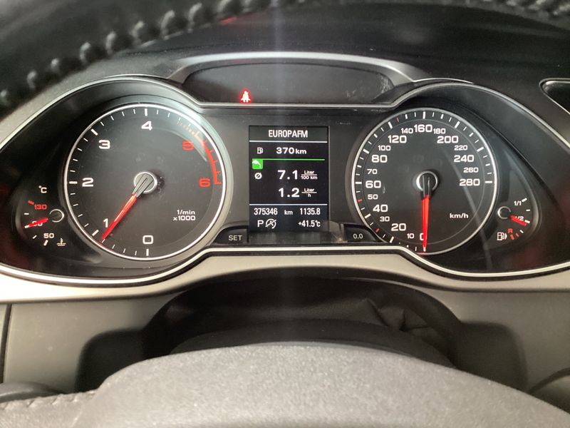 Audi A4 2.0 TDI Business Line — zdjęcie 13