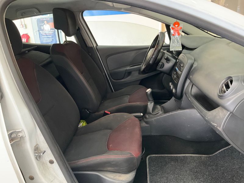 Renault Clio 1.5 dCi Air 2015 – снимка 3