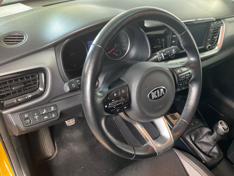 Kia Stonic 1.0 TGDI Platinum Edition 2018 – снимка 24