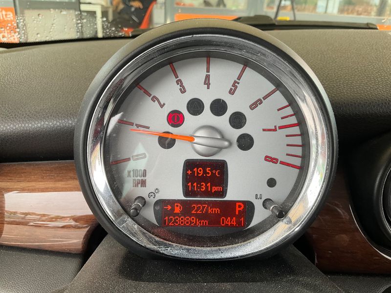 MINI Cooper S — zdjęcie 13