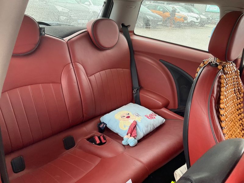 MINI Cooper S — zdjęcie 14