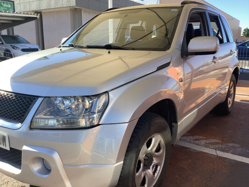 Suzuki Grand Vitara 1.9 DDiS JLX-EL — zdjęcie 2
