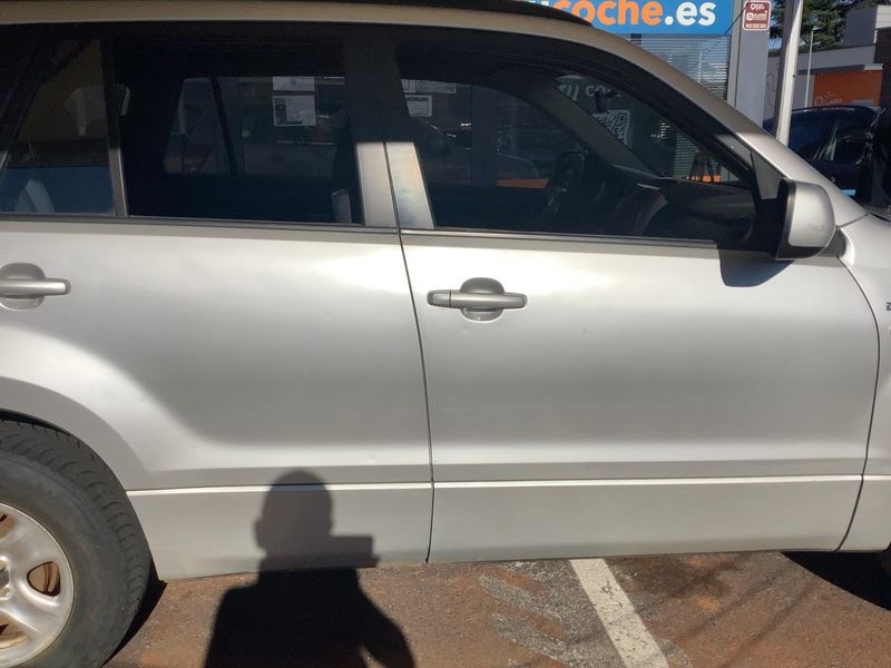 Suzuki Grand Vitara 1.9 DDiS JLX-EL — zdjęcie 7