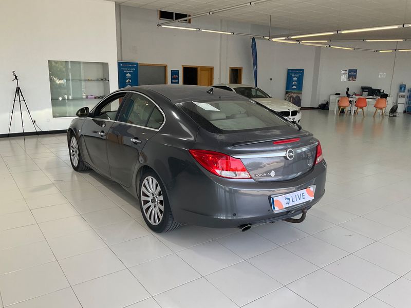 Opel Insignia 2.0 CDTI Cosmo 2010 – снимка 10