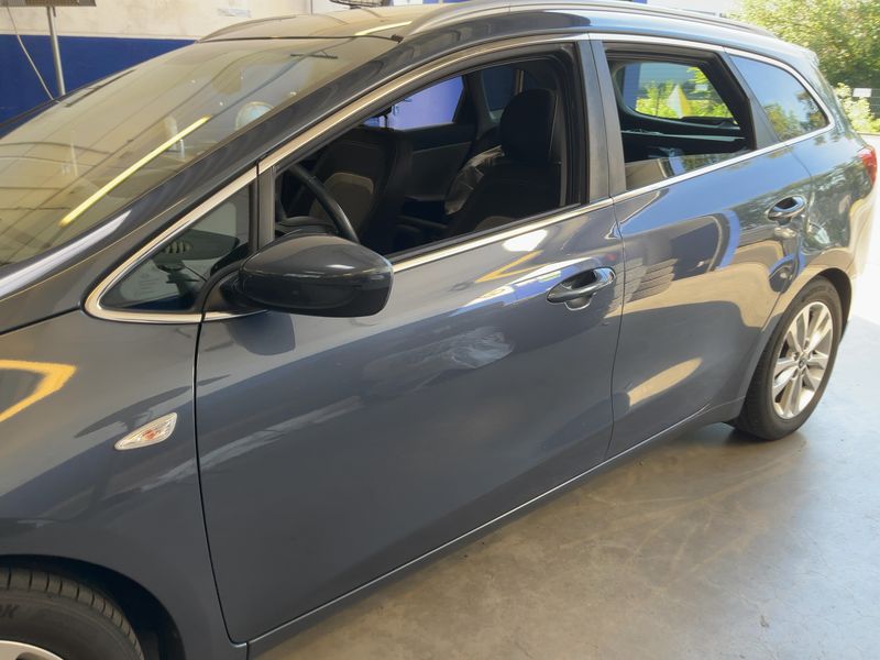 Kia cee'd 1.6 CRDi Dream Team — zdjęcie 2