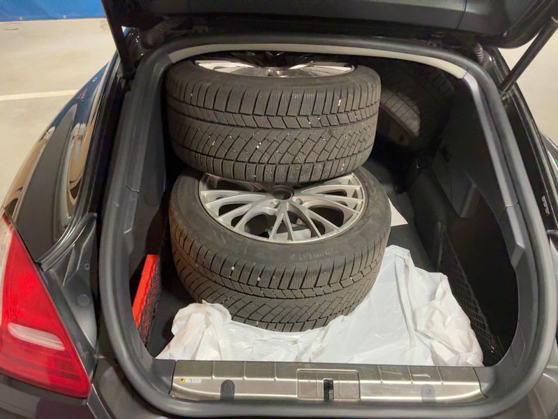 Porsche Panamera 4S — zdjęcie 10
