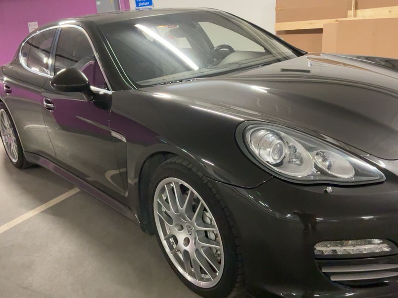 Porsche Panamera 4S — zdjęcie 8