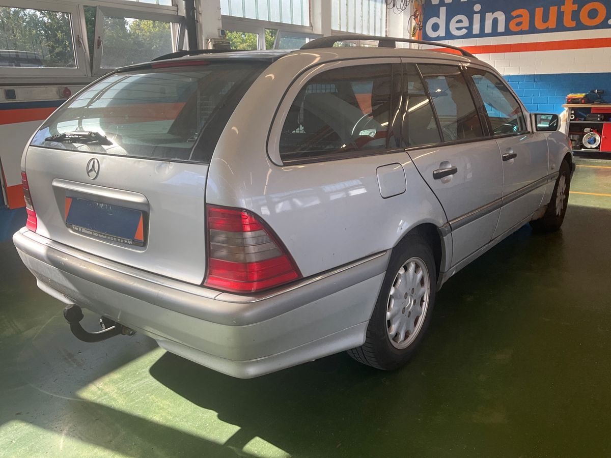 Mercedes-Benz C-Klasse C 240 T Elegance