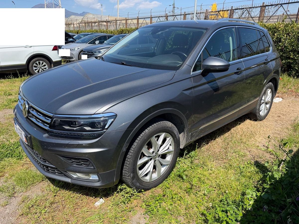 Volkswagen Tiguan 2017 — photo 1