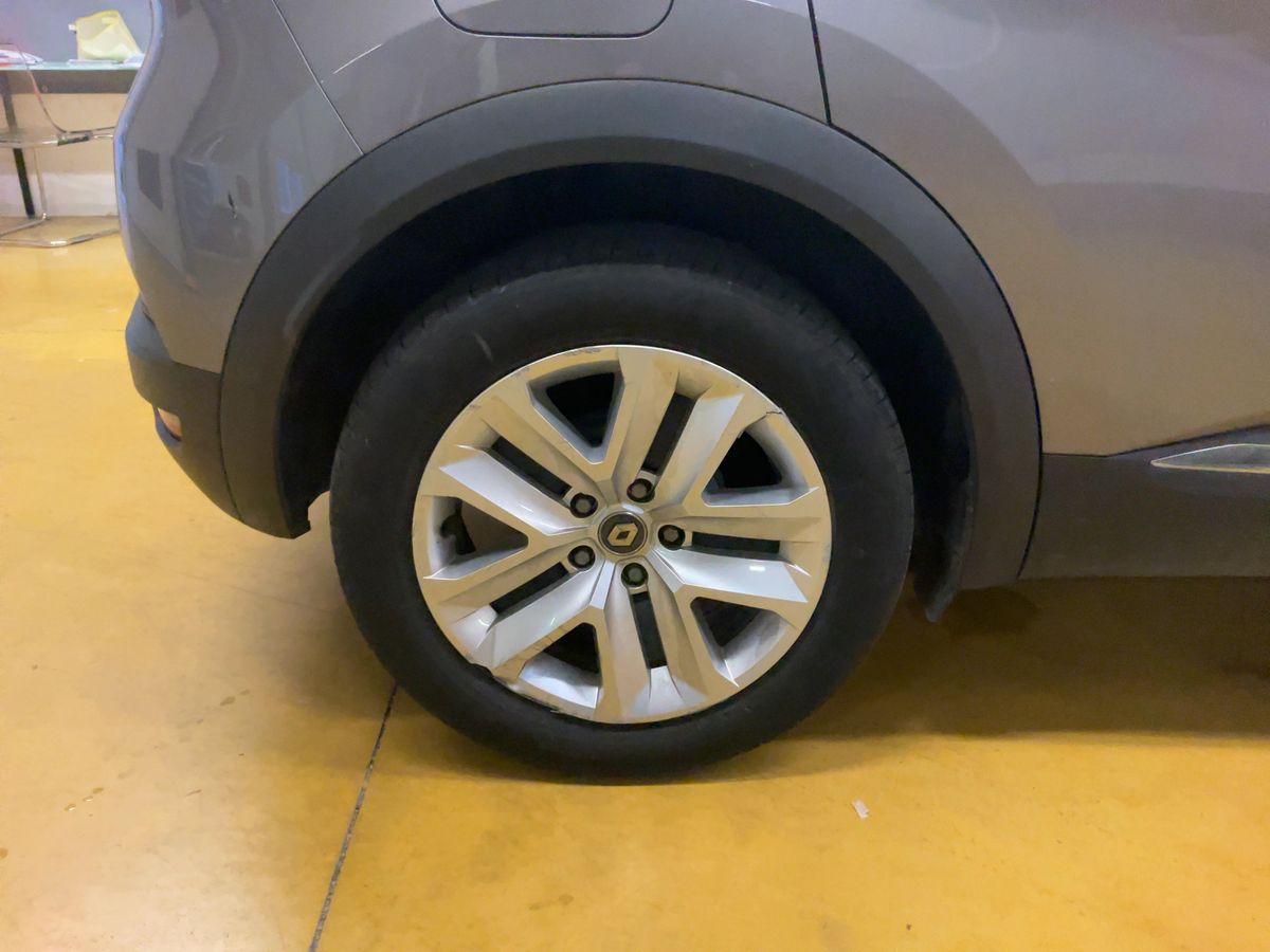 Renault Captur 2021 — photo 10