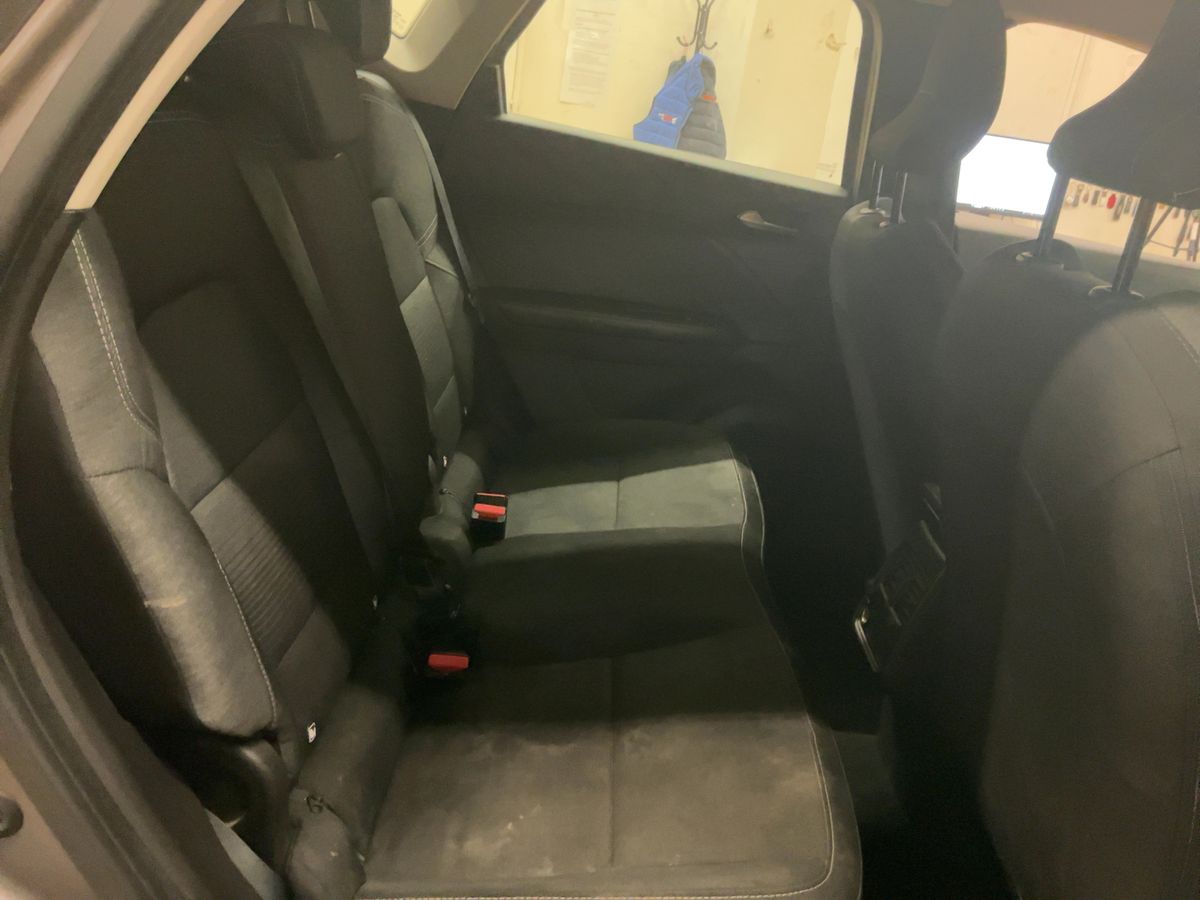 Renault Captur 2021 — photo 20