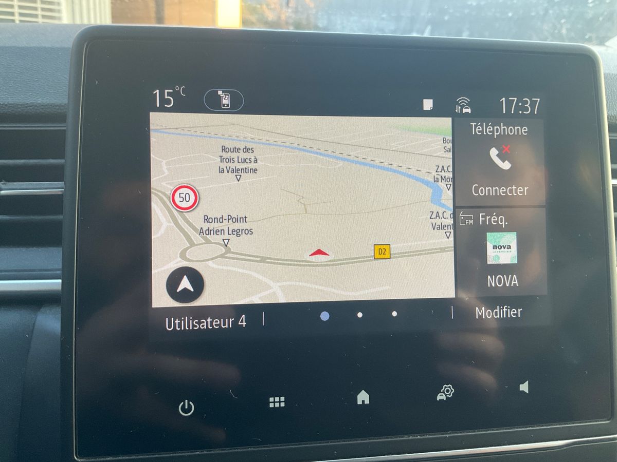 Renault Captur 2021 — photo 35