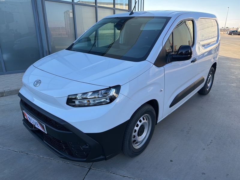 2025 Toyota ProAce City