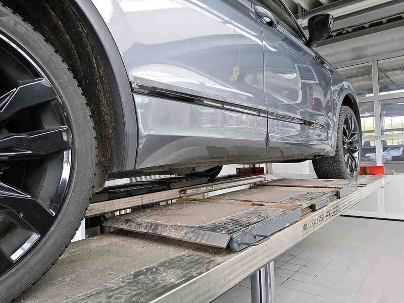 Volkswagen Tiguan Allspace 2.0 TDI R-Line 4Motion — zdjęcie 19