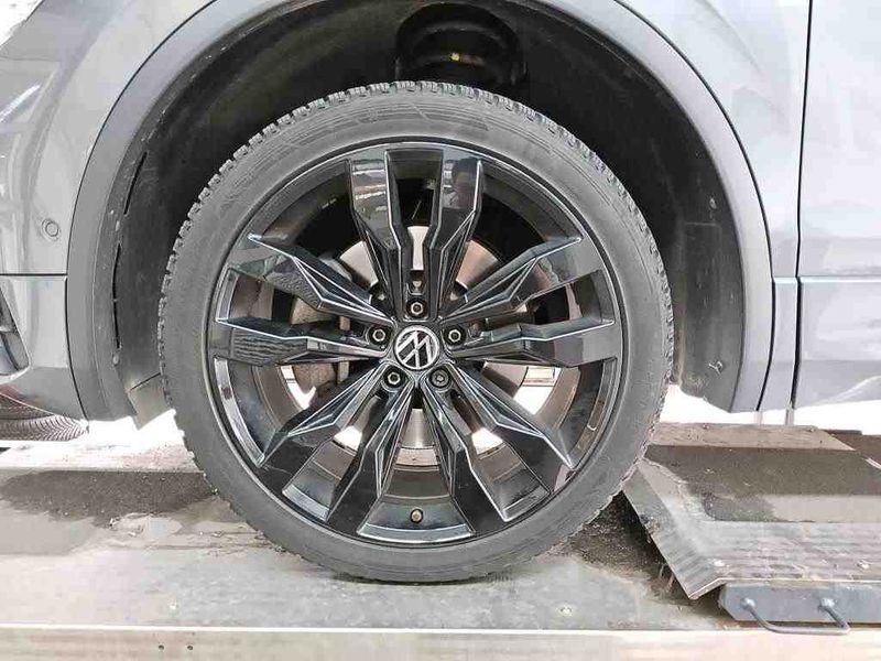 Volkswagen Tiguan Allspace 2.0 TDI R-Line 4Motion — zdjęcie 21