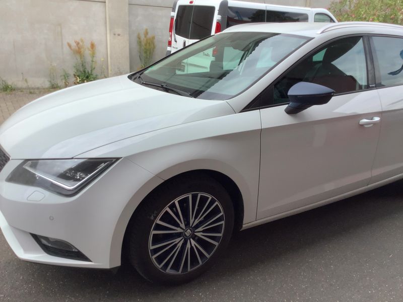 Seat Leon 1.4 TSI Connect — zdjęcie 2