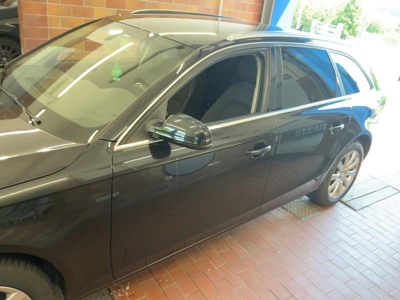Audi A4 2.0 TDI Ambiente 2013 – снимка 4