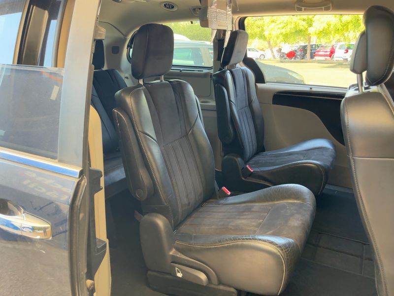 Lancia Voyager 2.8 JTDM Platinum — zdjęcie 14