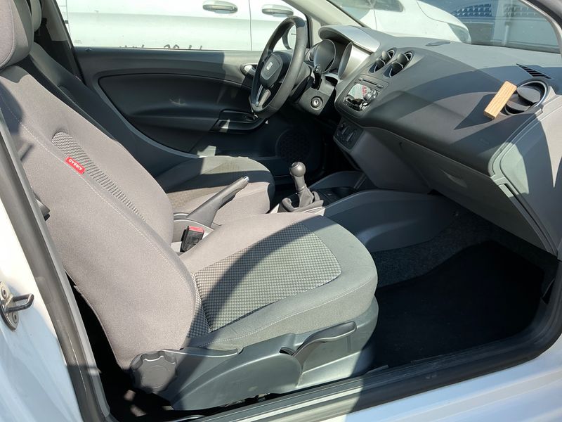 Seat Ibiza 1.4 Stylance / Style 2011 – снимка 3