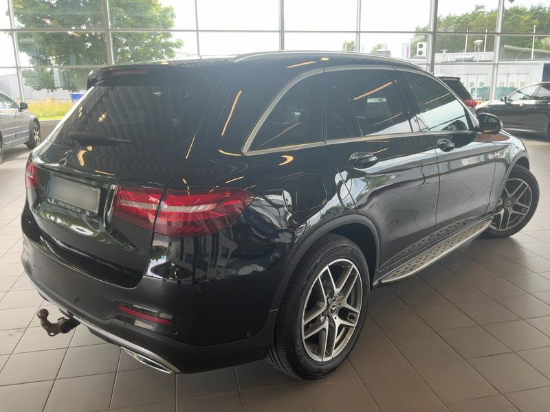 Mercedes-Benz GLC-Klasse GLC 220 4Matic AMG Line — zdjęcie 6