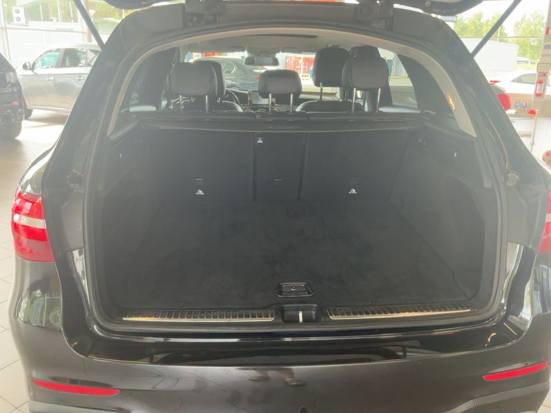Mercedes-Benz GLC-Klasse GLC 220 4Matic AMG Line — zdjęcie 10
