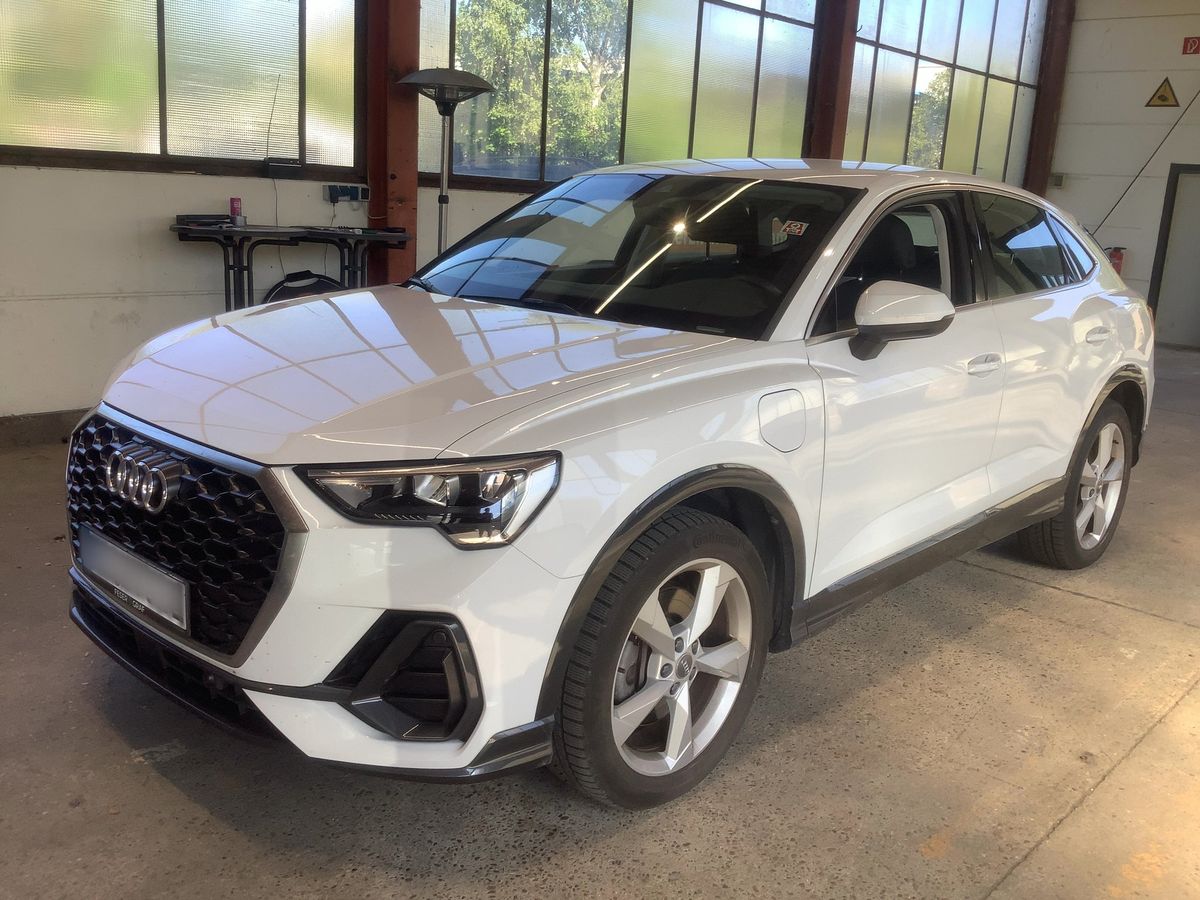 Audi Q3 2021