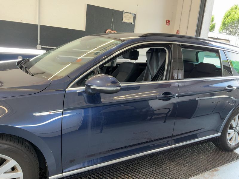 Volkswagen Passat 2.0 TDI Comfortline 4Motion BlueMotion Tech — zdjęcie 4