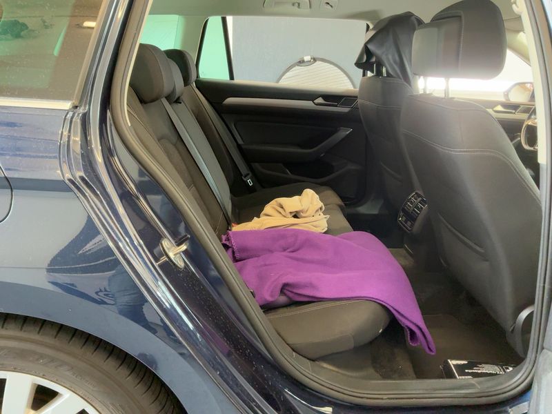 Volkswagen Passat 2.0 TDI Comfortline 4Motion BlueMotion Tech — zdjęcie 14