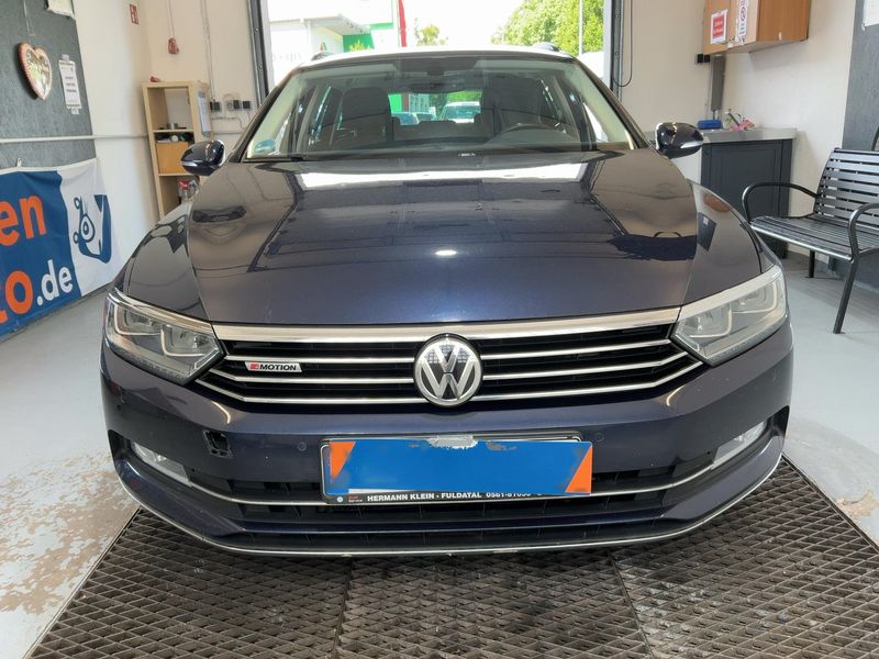 Volkswagen Passat 2.0 TDI Comfortline 4Motion BlueMotion Tech — zdjęcie 9