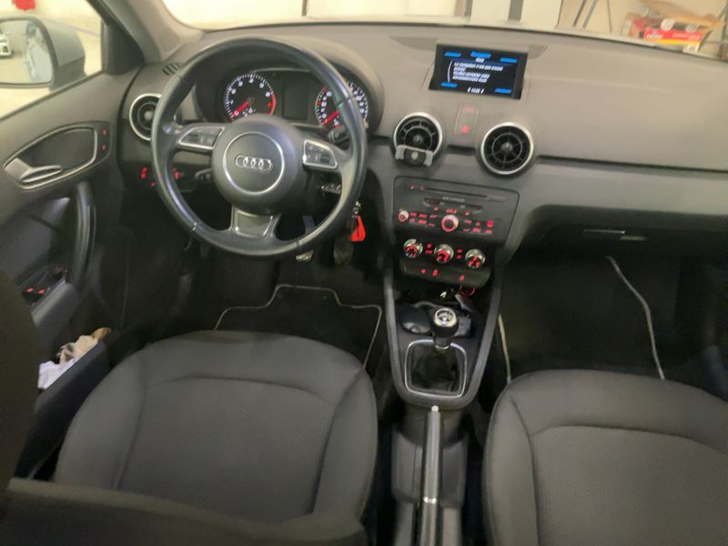 Audi A1 Sportback 1.4 TFSI Ambiente 2014 – снимка 17
