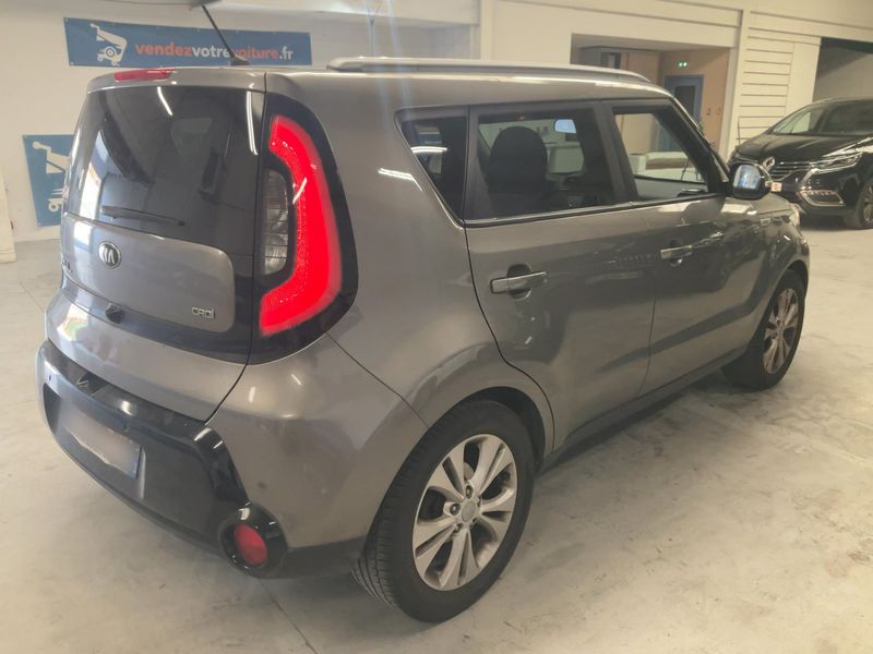 Kia Soul 1.6 CRDi Raging Soul — zdjęcie 6