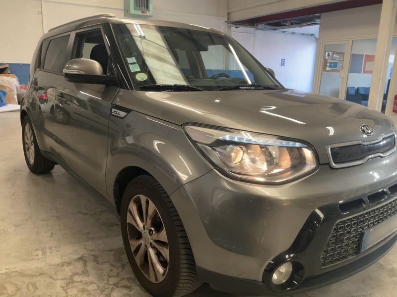 Kia Soul 1.6 CRDi Raging Soul — zdjęcie 8