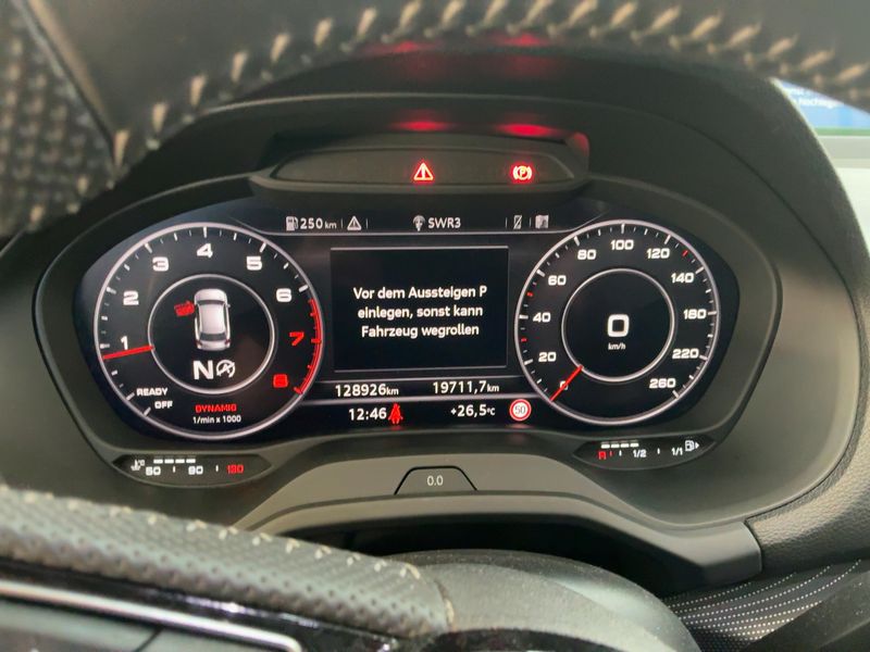 Audi Q2 40 TFSI quattro Sport — zdjęcie 13