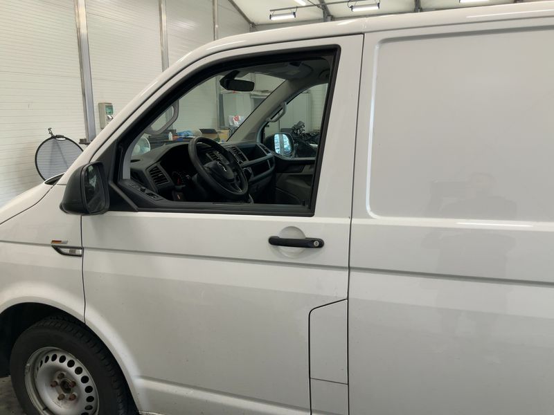 Volkswagen T6 Transporter 2.0 TDI Kasten lang 2019 – снимка 4