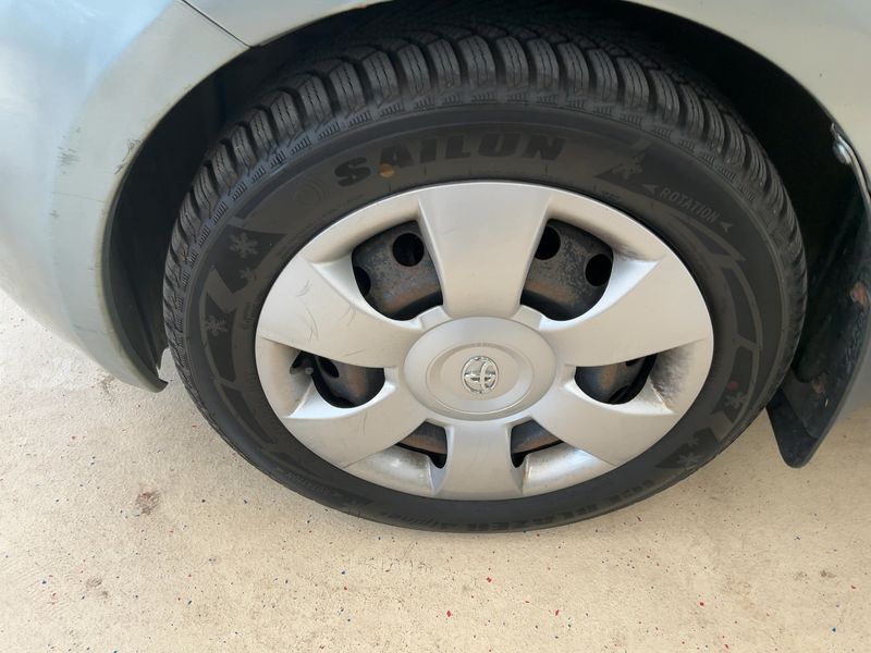 Toyota Yaris 1.4 D-4D Sol 2009 – снимка 3