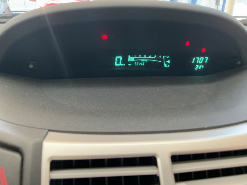 Toyota Yaris 1.4 D-4D Sol 2009 – снимка 19