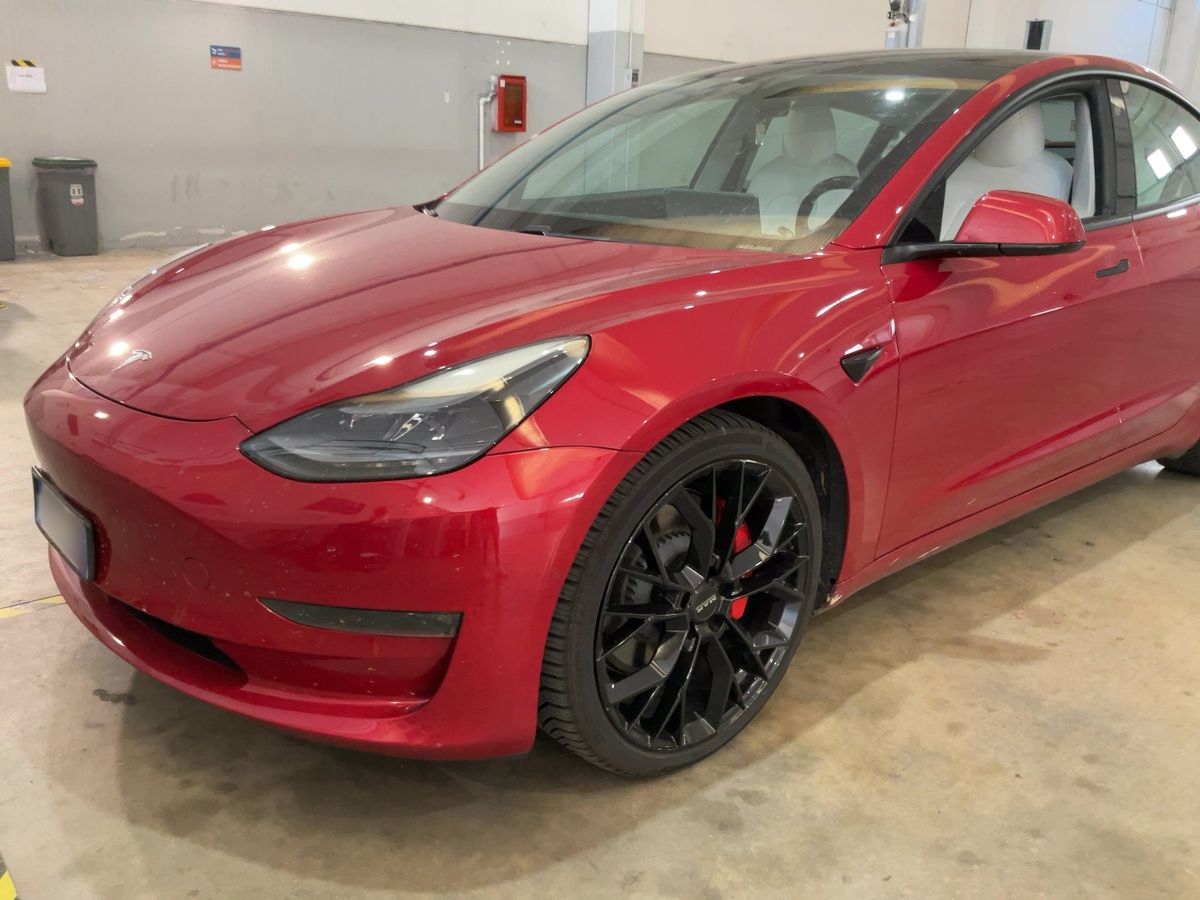 Tesla Model d'occasion