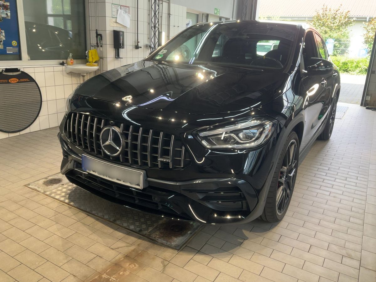 Mercedes-Benz GLA-Klasse 2021 — photo 1