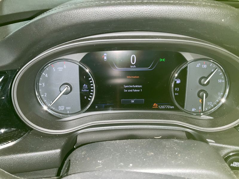 Opel Insignia Sports Tourer 2.0 CDTI Innovation 4x4 2019 – снимка 18