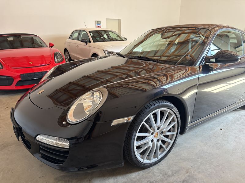Porsche 911 997 Carrera — zdjęcie 2