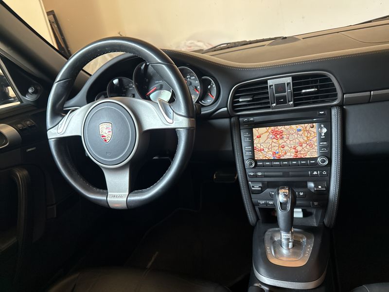 Porsche 911 997 Carrera — zdjęcie 11