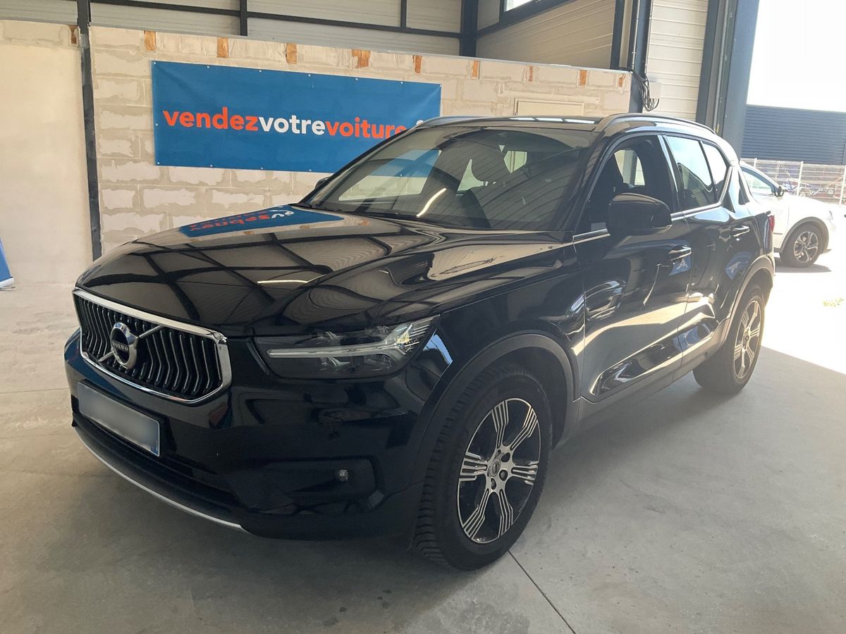 Volvo XC40 2020 — photo 1