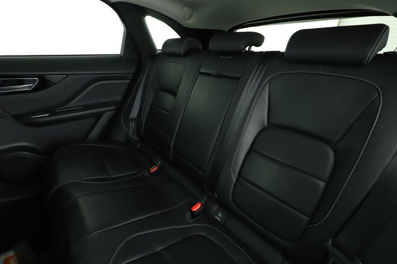 Jaguar F-Pace 20d R-Sport — zdjęcie 14