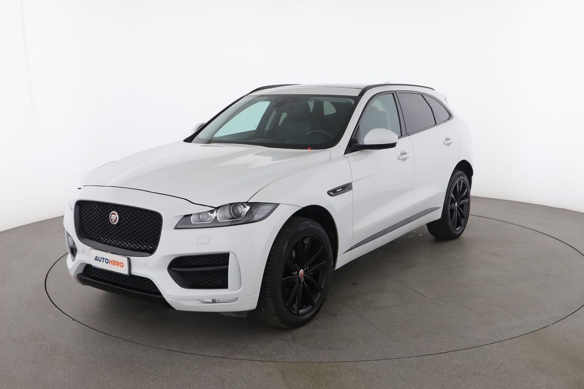 Jaguar F-Pace 2017 — photo 1