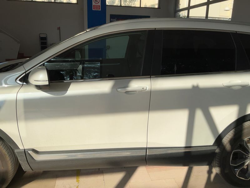 Honda CR-V 2.0 i-MMD Hybrid Executive 4WD — zdjęcie 4
