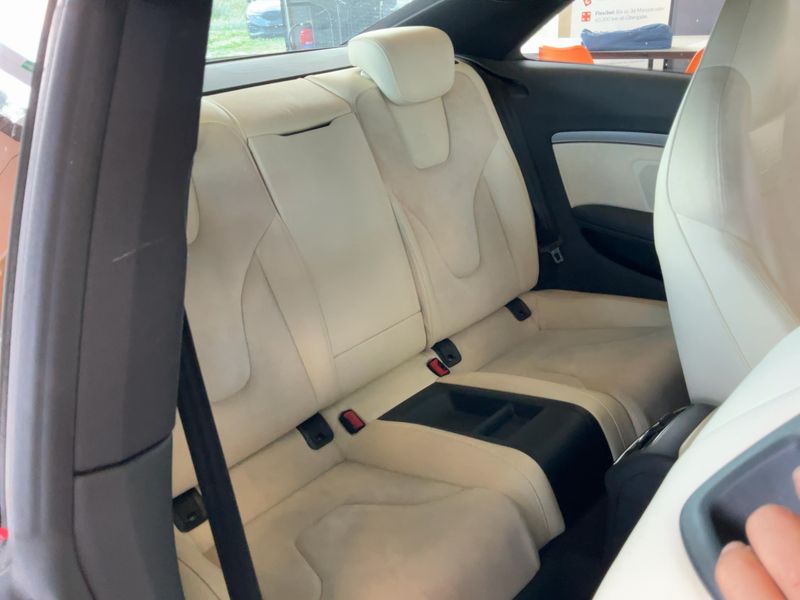 Audi S5 4.2 V8 FSI quattro — zdjęcie 14