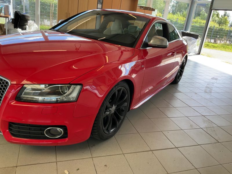 Audi S5 4.2 V8 FSI quattro — zdjęcie 2